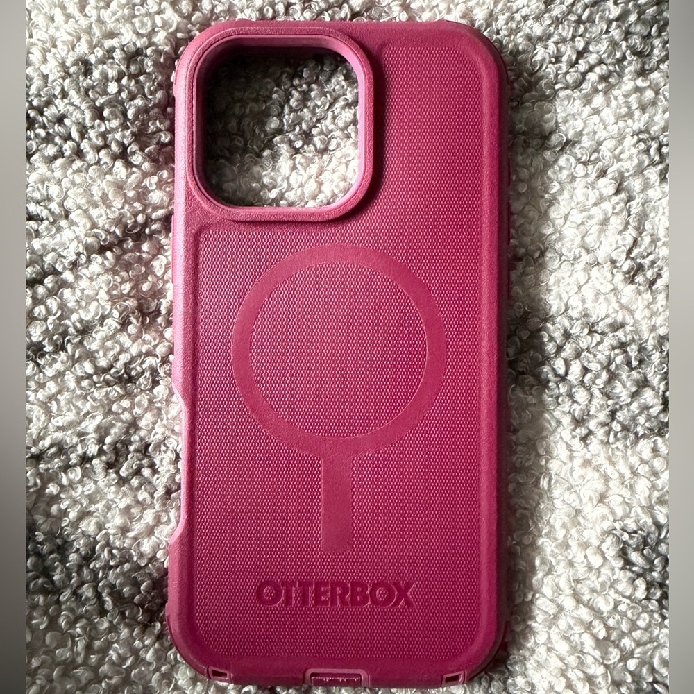 OtterBox MagSafe case